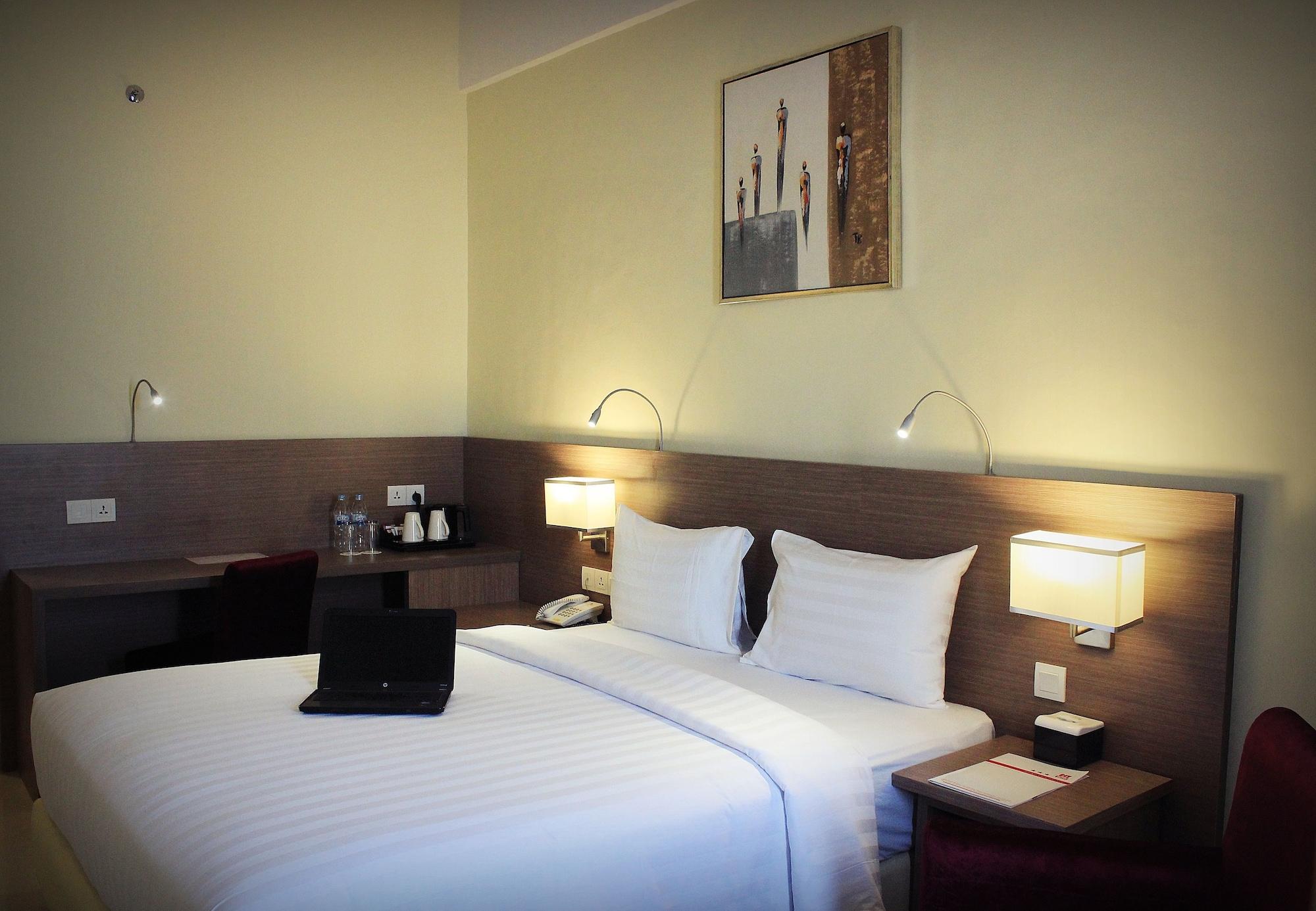 Biz Hotel Batam Nagoya Exteriér fotografie
