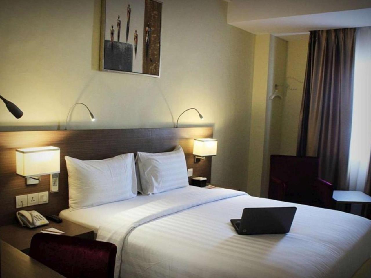 Biz Hotel Batam Nagoya Exteriér fotografie